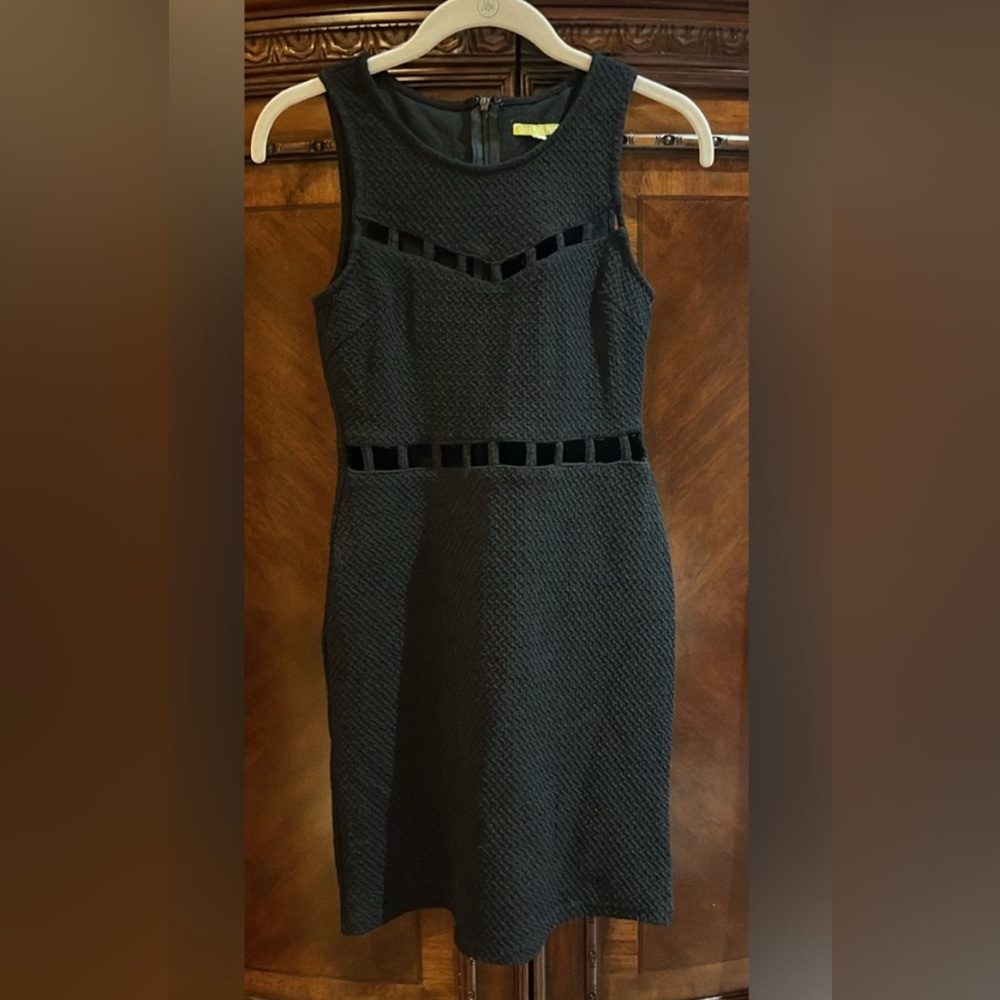 Set of (2) Sz XS Gianni Bini Sleeveless Dresses - Picture 8 of 10